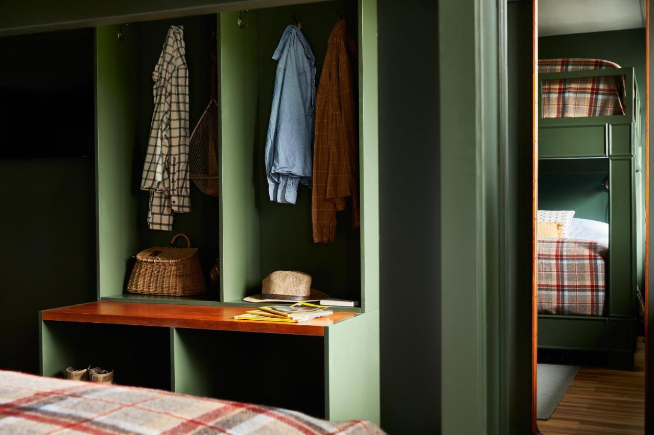 Hunter Lodge, A Bluebird By Lark Exterior photo